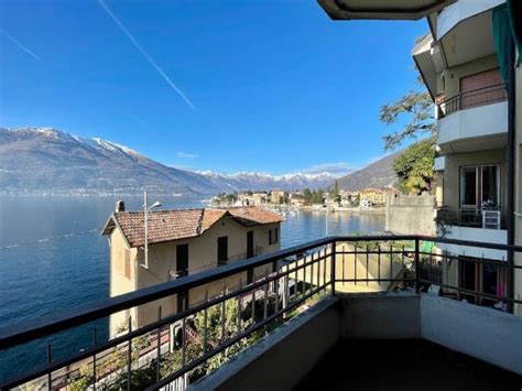 Property for sale in Airuno, Lecco, Italy: 30 houses and flats